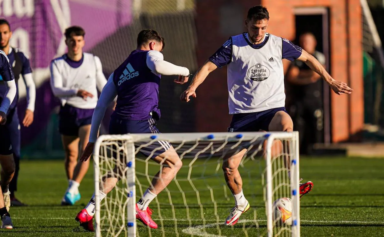 El Real Valladolid Vuelve A Los Entrenamientos Con La Ausencia De ...